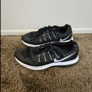 Nike Air Max Dynasty Sneakers 820268-001